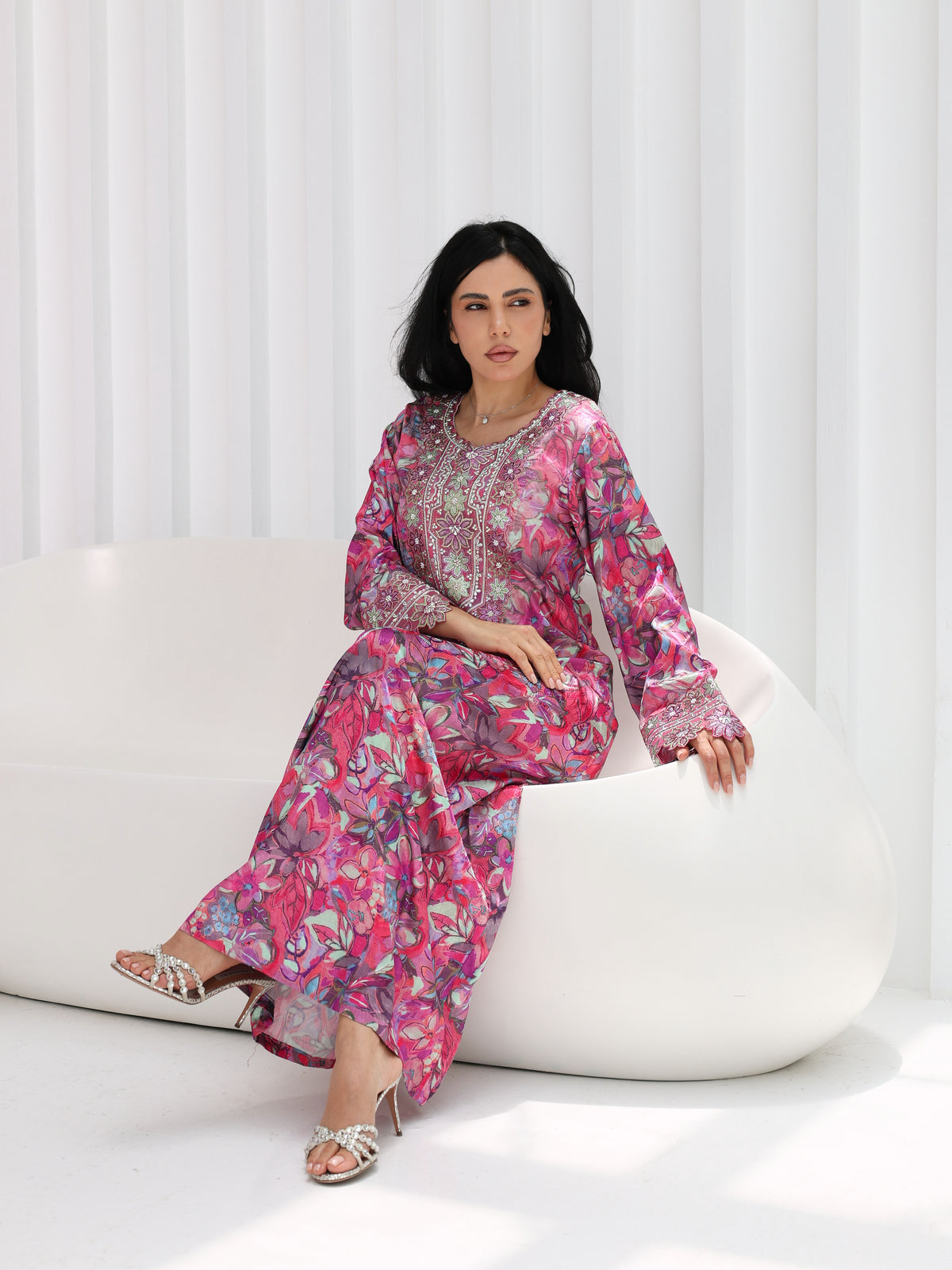 Magenta Bloom Mukhawar — embroidered jacquard silk Emirati dress (7)
