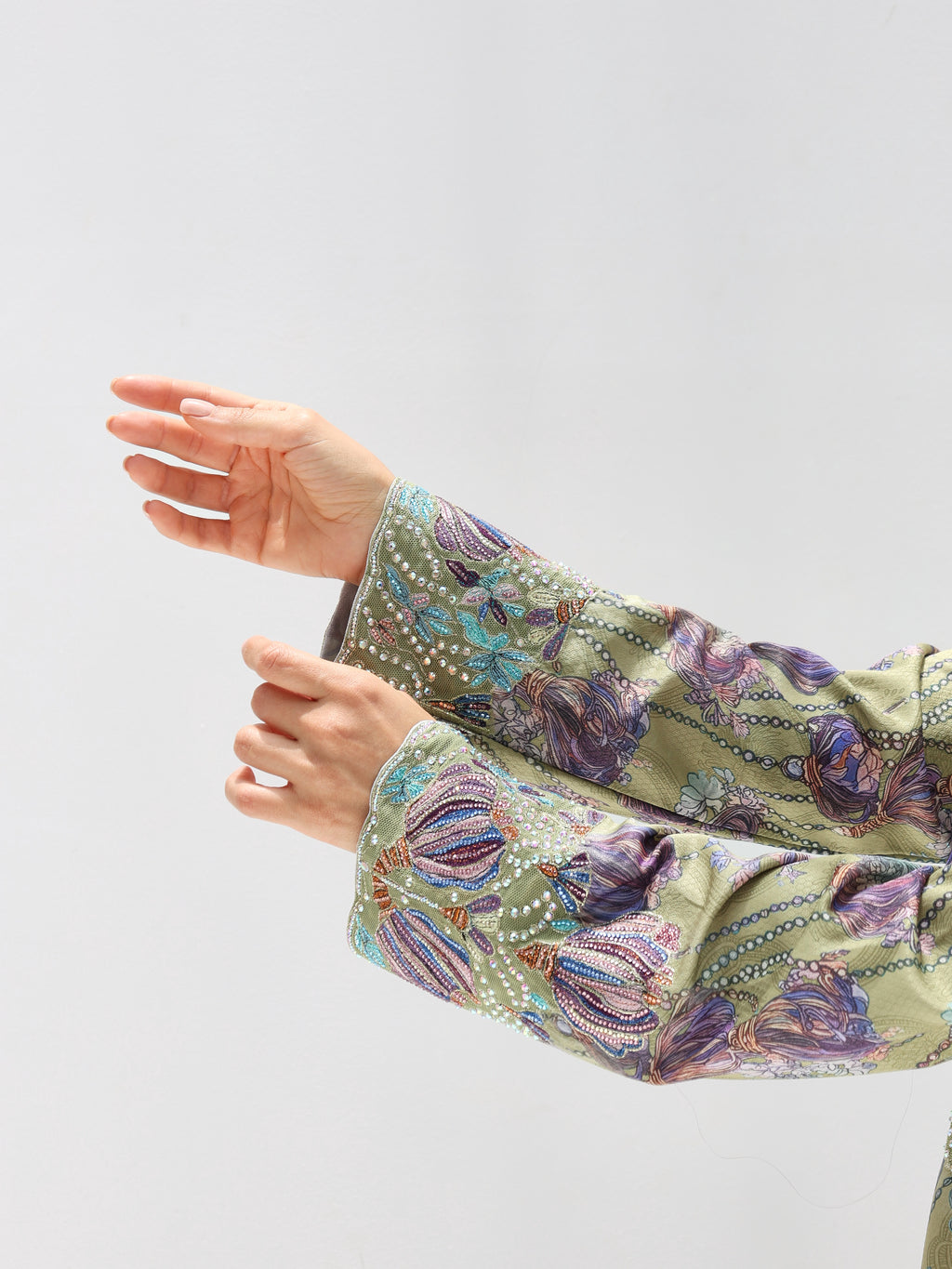 Sage Garden Mukhawar — embroidered jacquard silk Emirati dress (27)