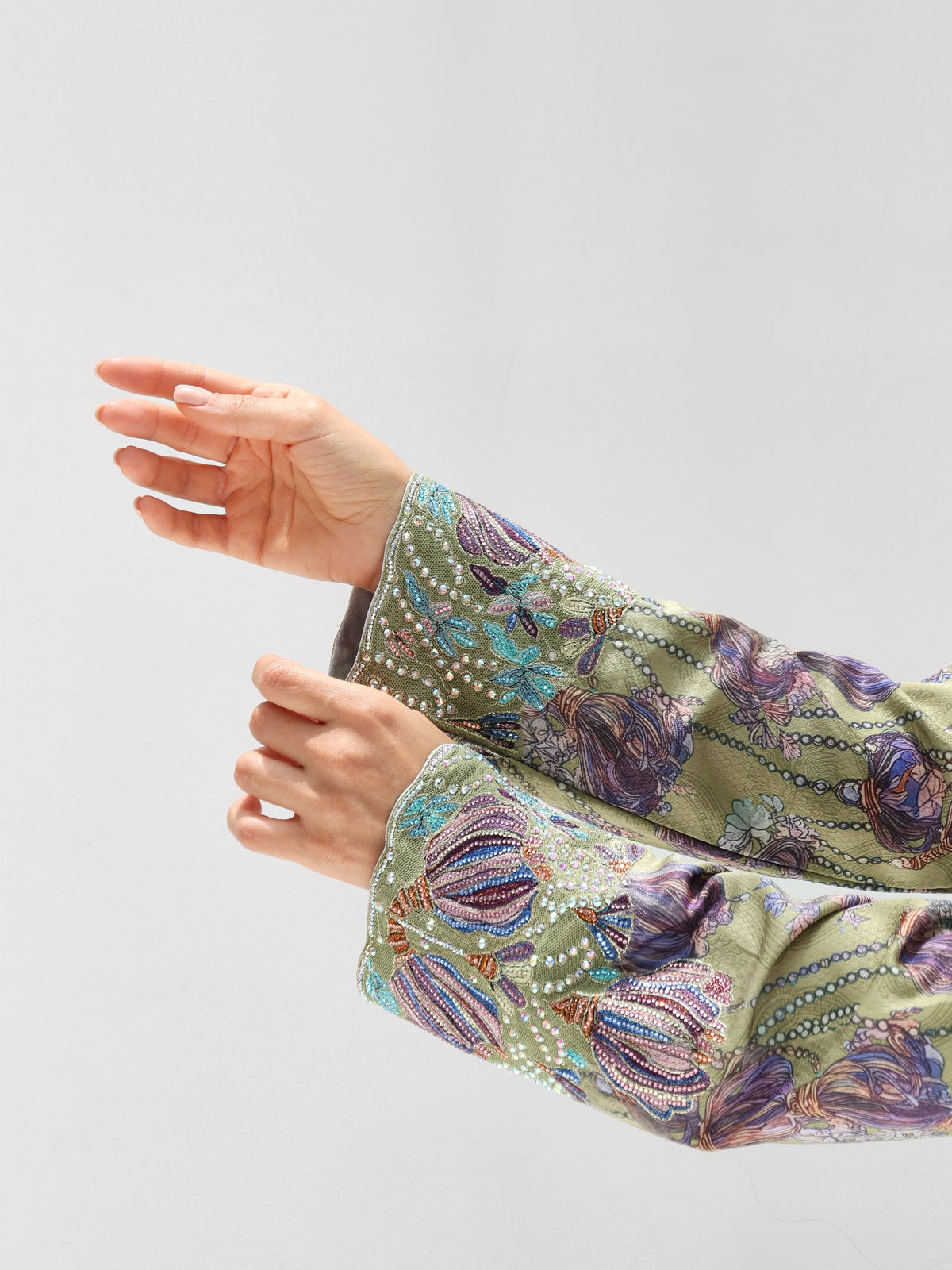 Sage Garden Mukhawar — embroidered jacquard silk Emirati dress (4)
