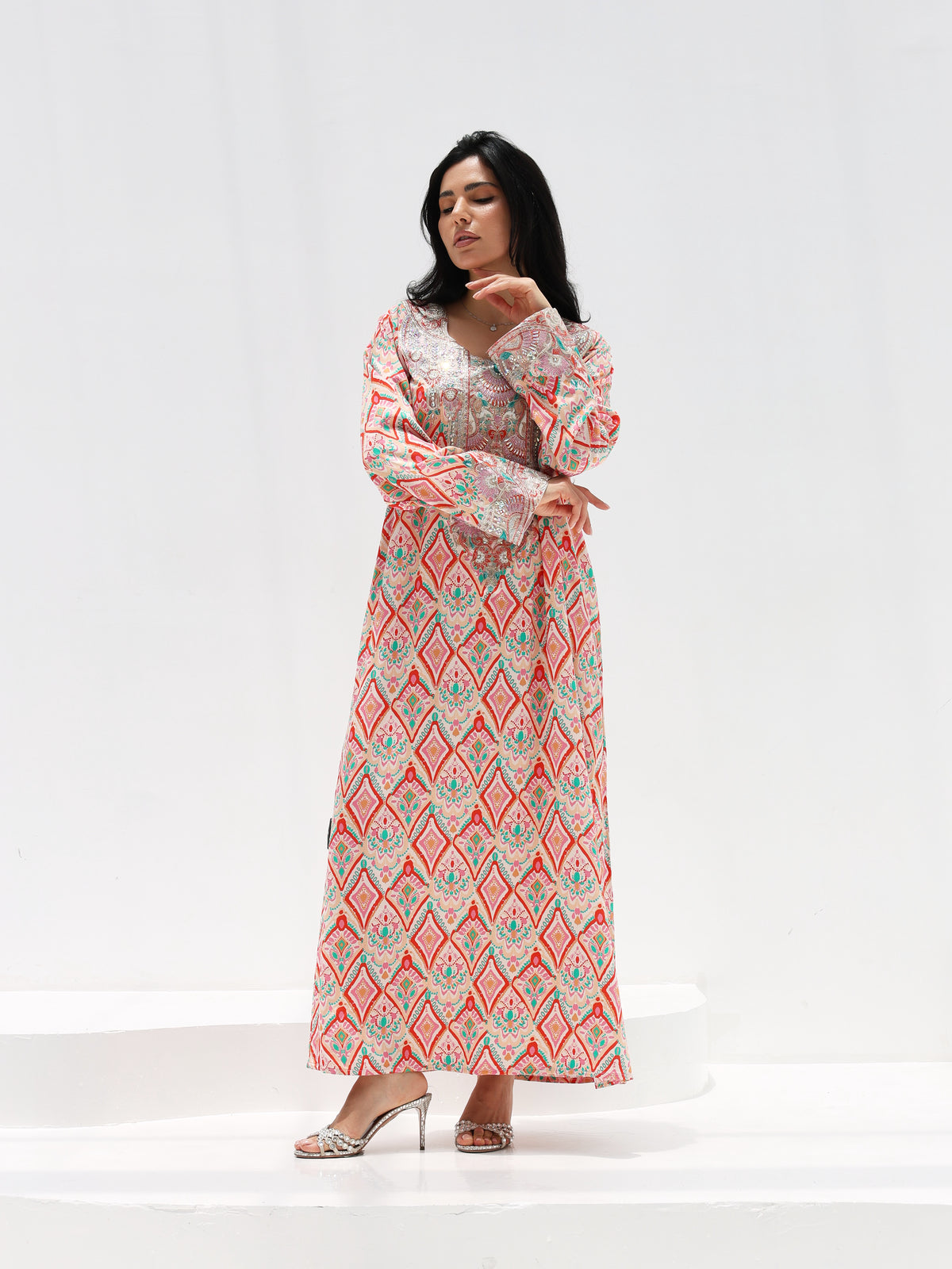 Coral Mosaic Mukhawar — embroidered cotton Emirati dress (14)
