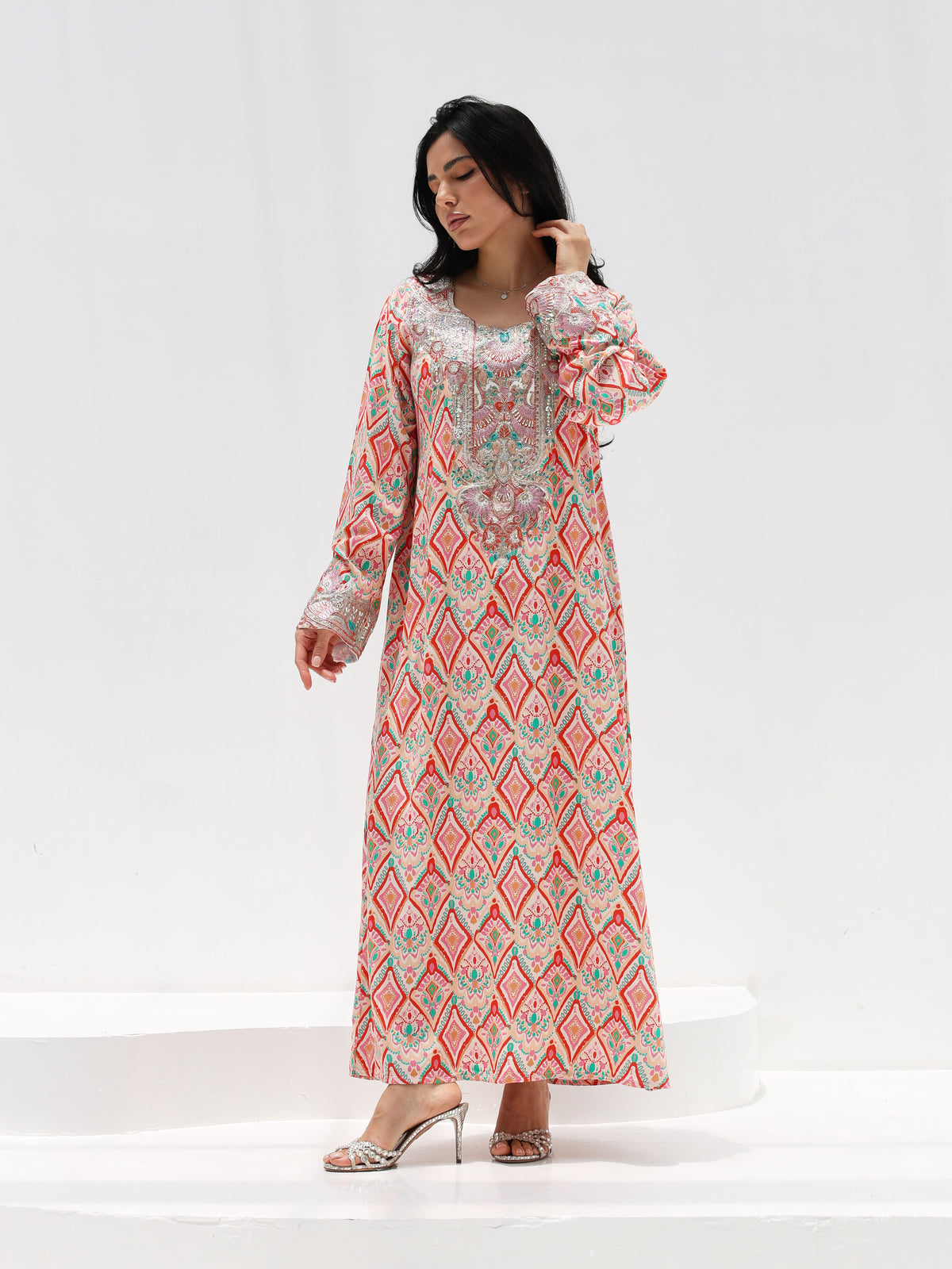 Coral Mosaic Mukhawar — embroidered cotton Emirati dress (16)