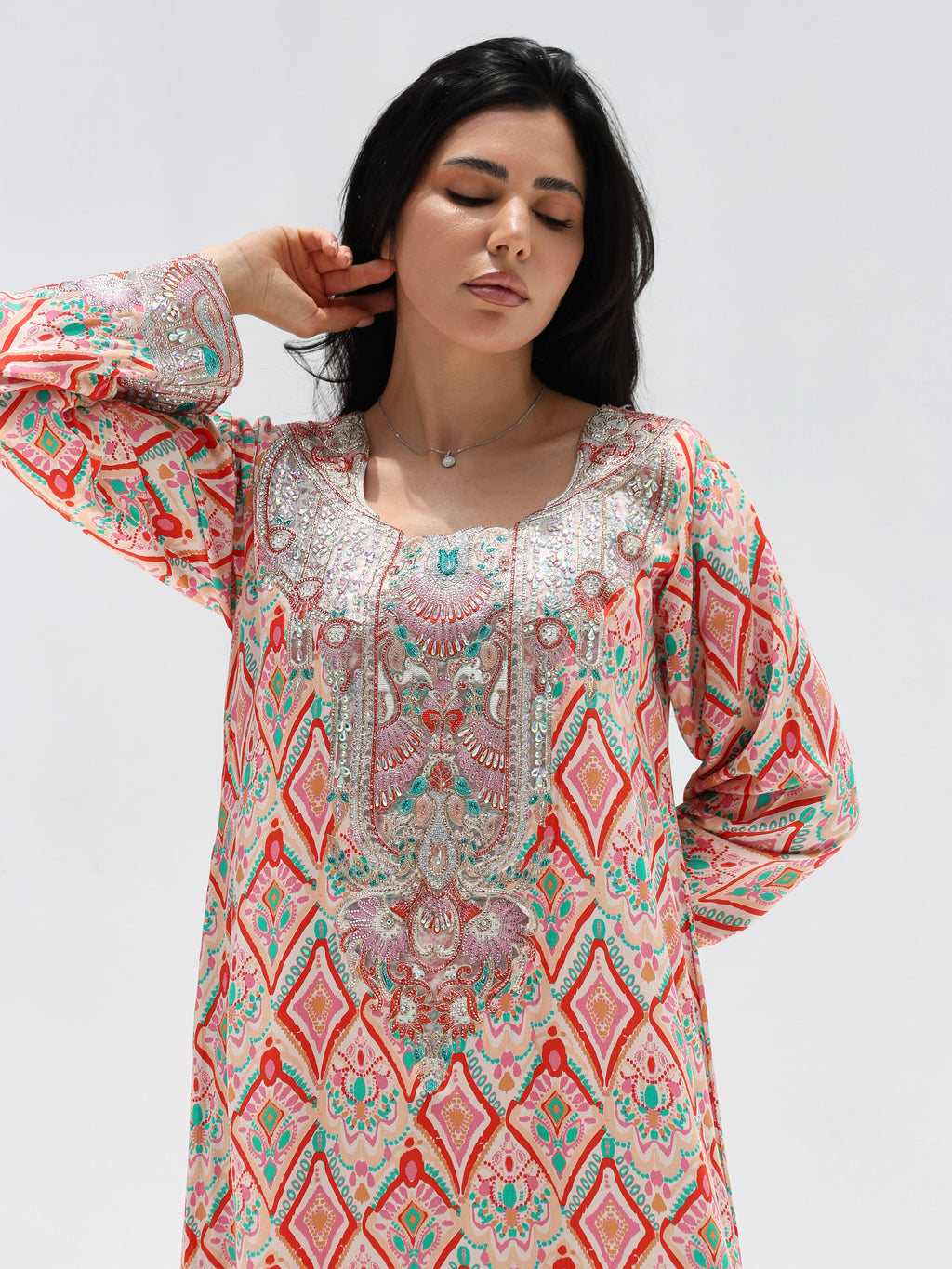 Coral Mosaic Mukhawar — embroidered cotton Emirati dress (4)