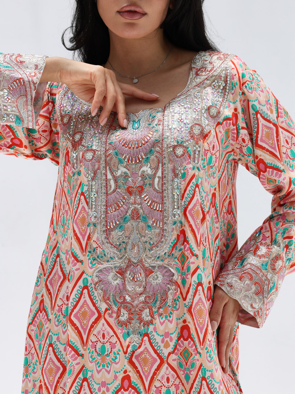 Coral Mosaic Mukhawar — embroidered cotton Emirati dress (25)