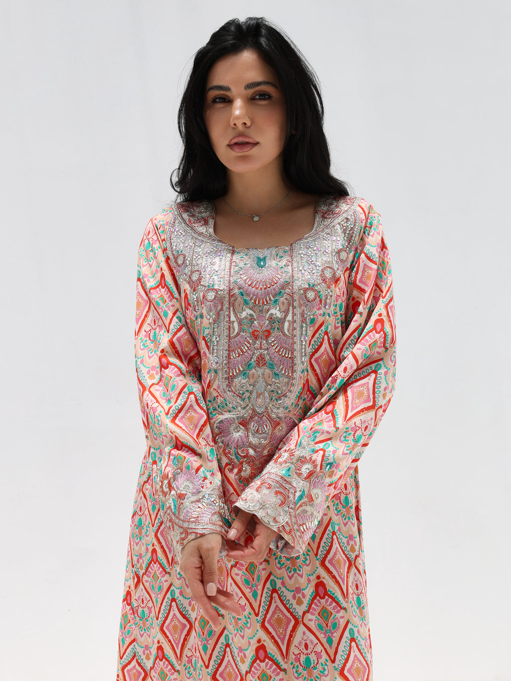 Coral Mosaic Mukhawar — embroidered cotton Emirati dress (31)