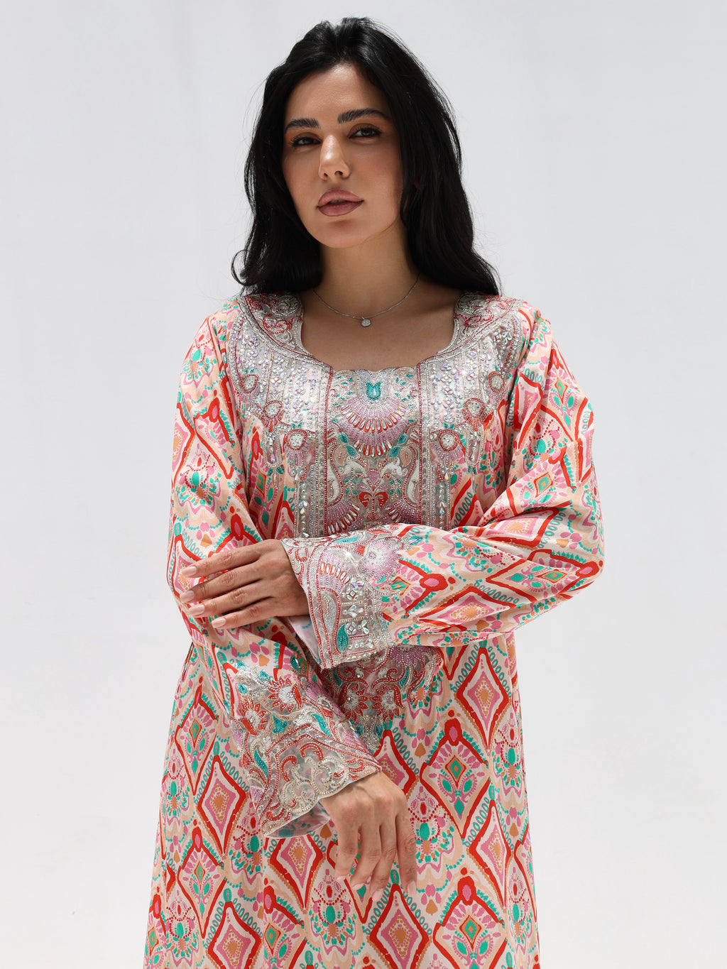 Coral Mosaic Mukhawar — embroidered cotton Emirati dress (32)