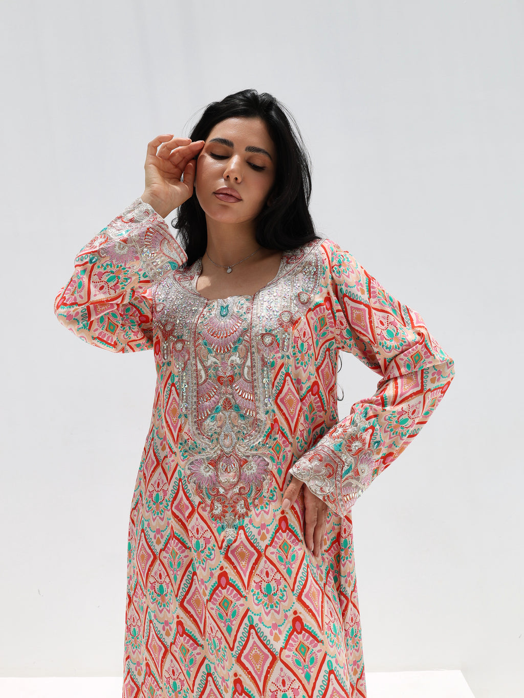 Coral Mosaic Mukhawar — embroidered cotton Emirati dress (34)