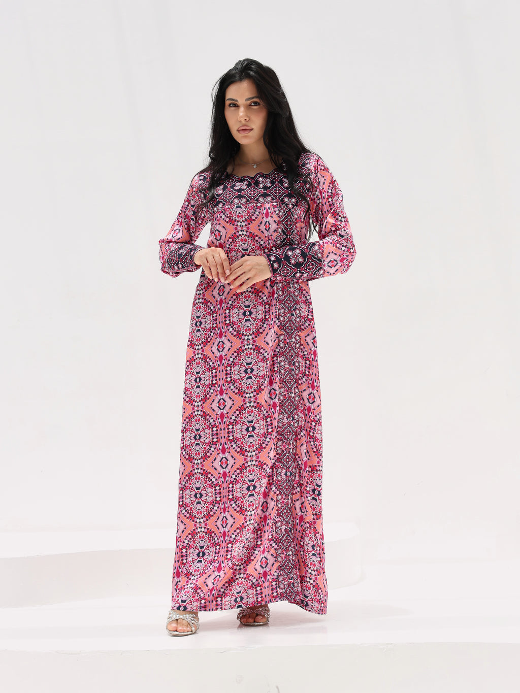 Kaleidoscope Mukhawar — embroidered Armani silk Emirati dress (13)