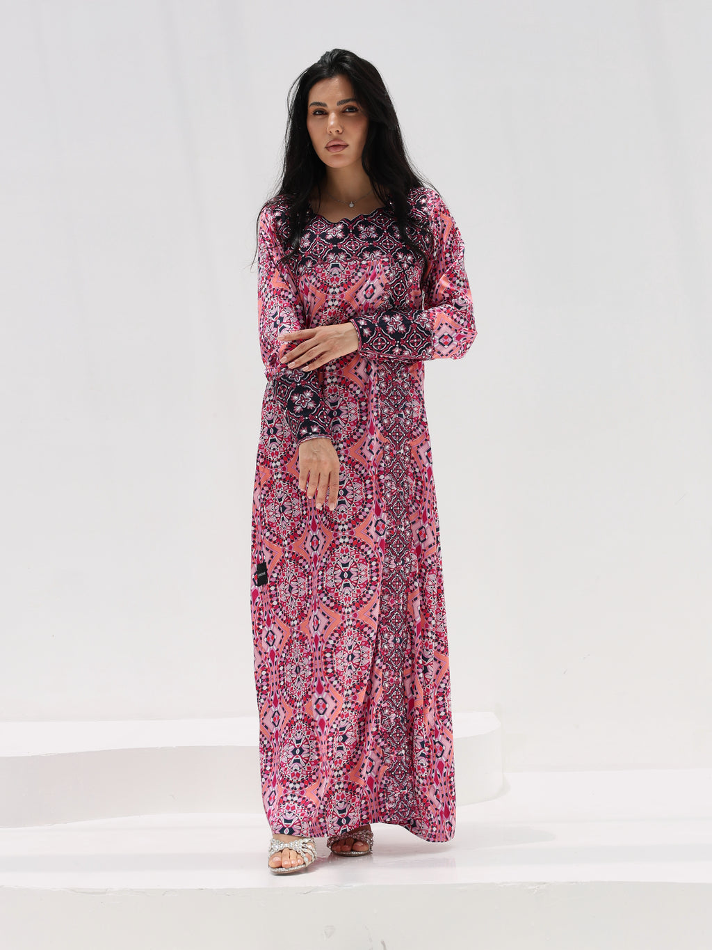 Kaleidoscope Mukhawar — embroidered Armani silk Emirati dress (14)