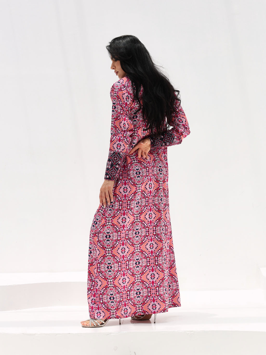 Kaleidoscope Mukhawar — embroidered Armani silk Emirati dress (22)