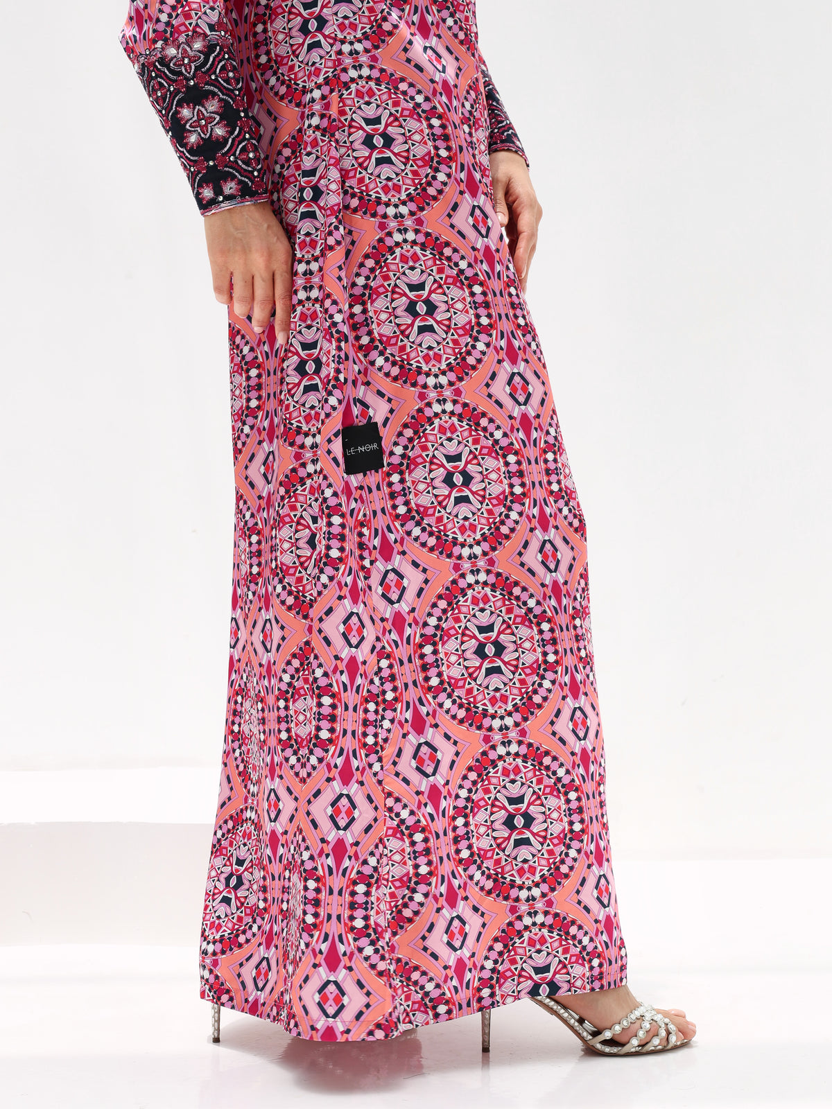 Kaleidoscope Mukhawar — embroidered Armani silk Emirati dress (44)