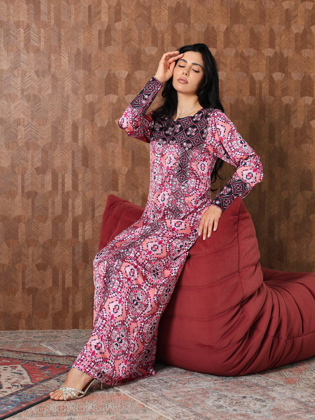 Kaleidoscope Mukhawar — embroidered Armani silk Emirati dress (56)