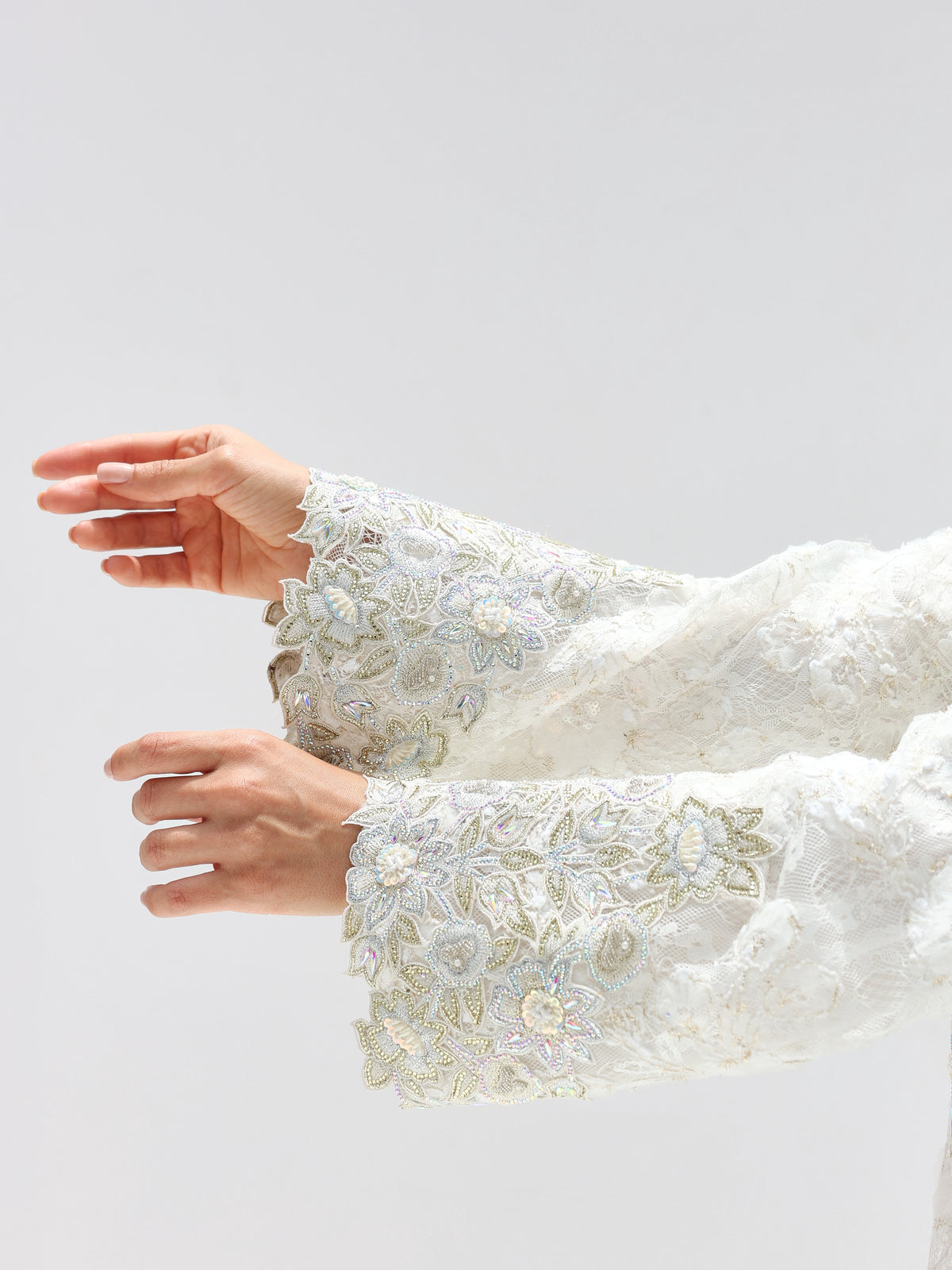 Ivory Lace Mukhawar — gold embroidered lace Emirati dress (3)