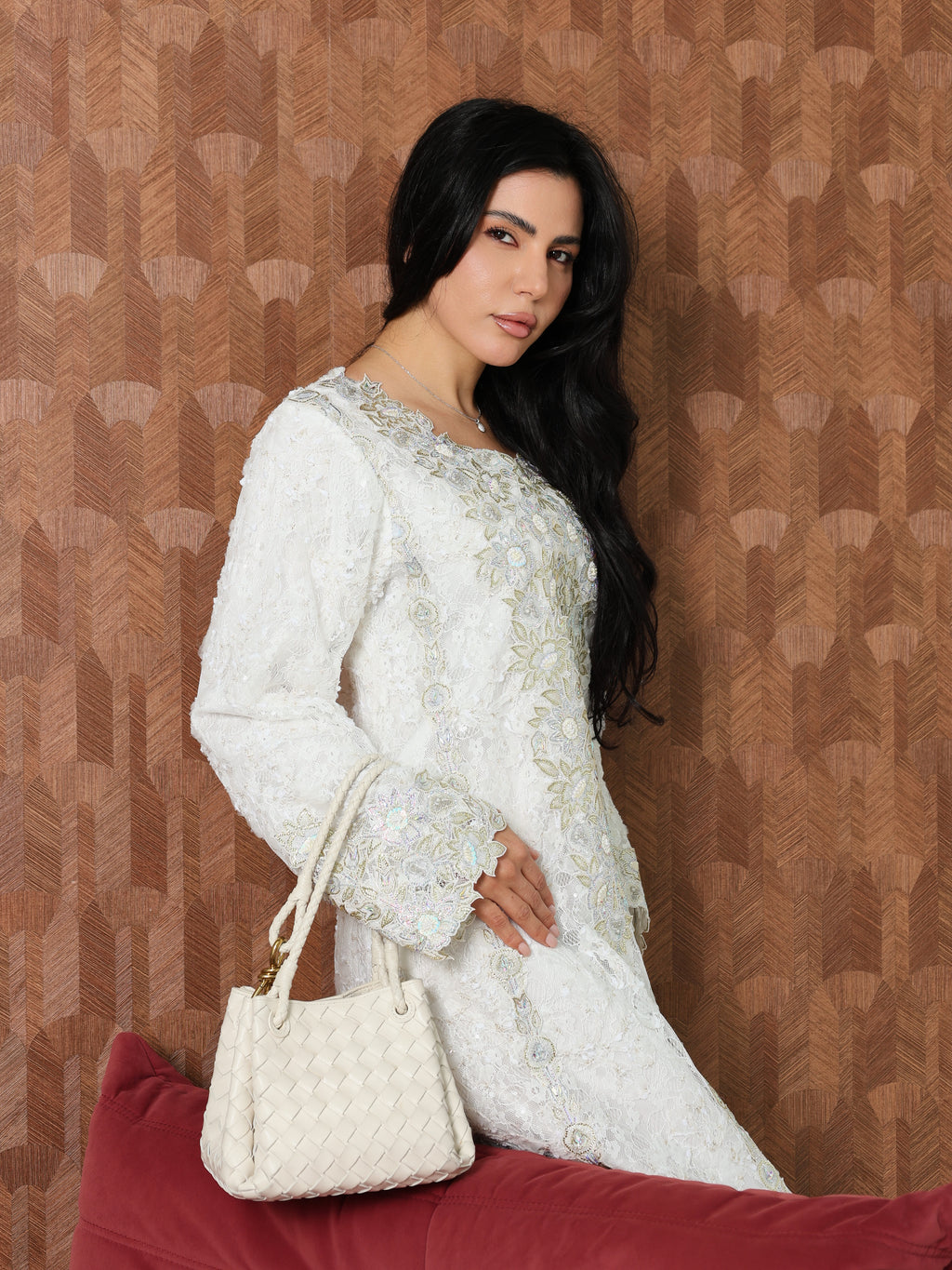 Ivory Lace Mukhawar — gold embroidered lace Emirati dress (26)