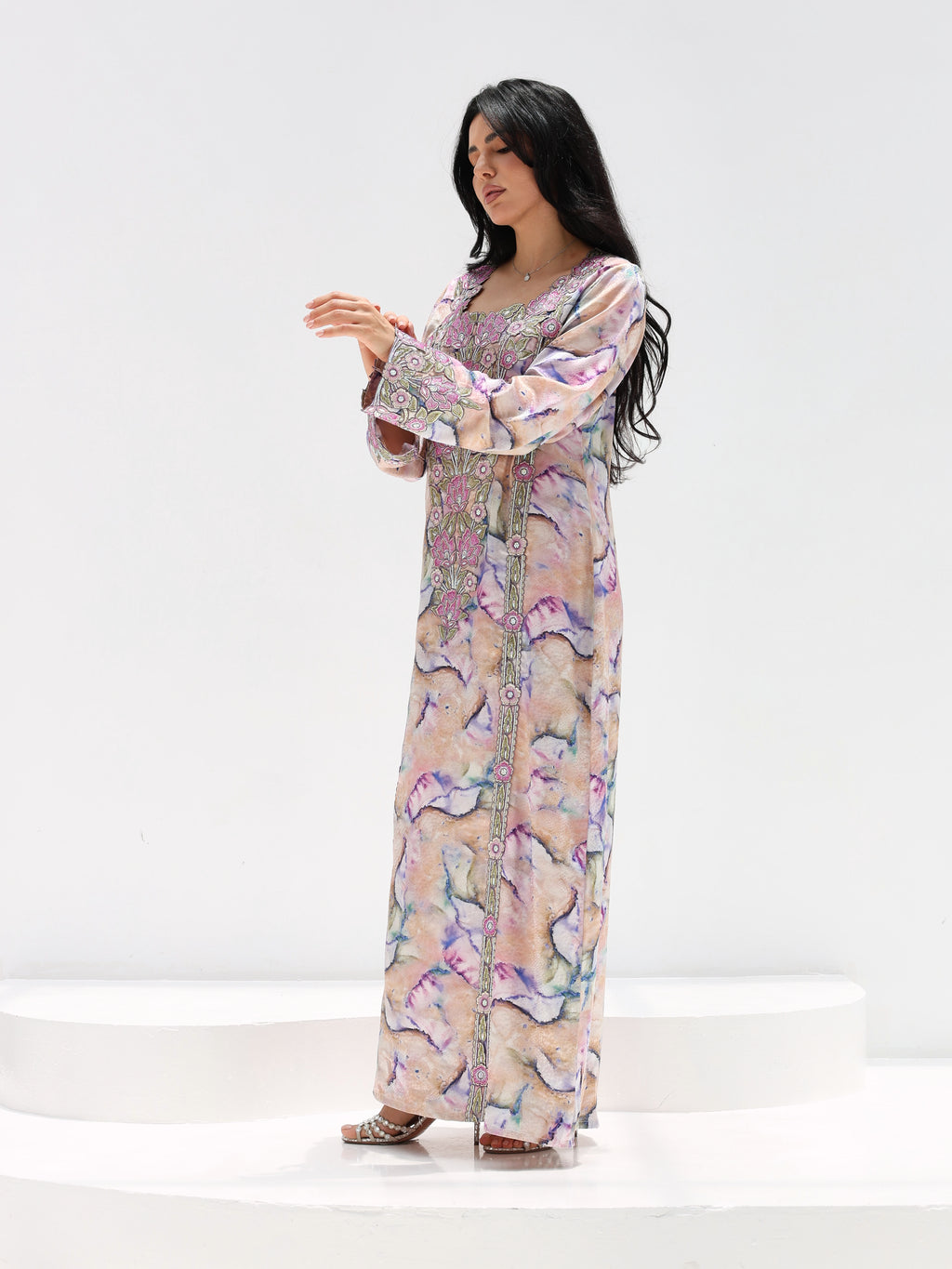 Marble Blossom Mukhawar — embroidered jacquard silk Emirati dress (13)