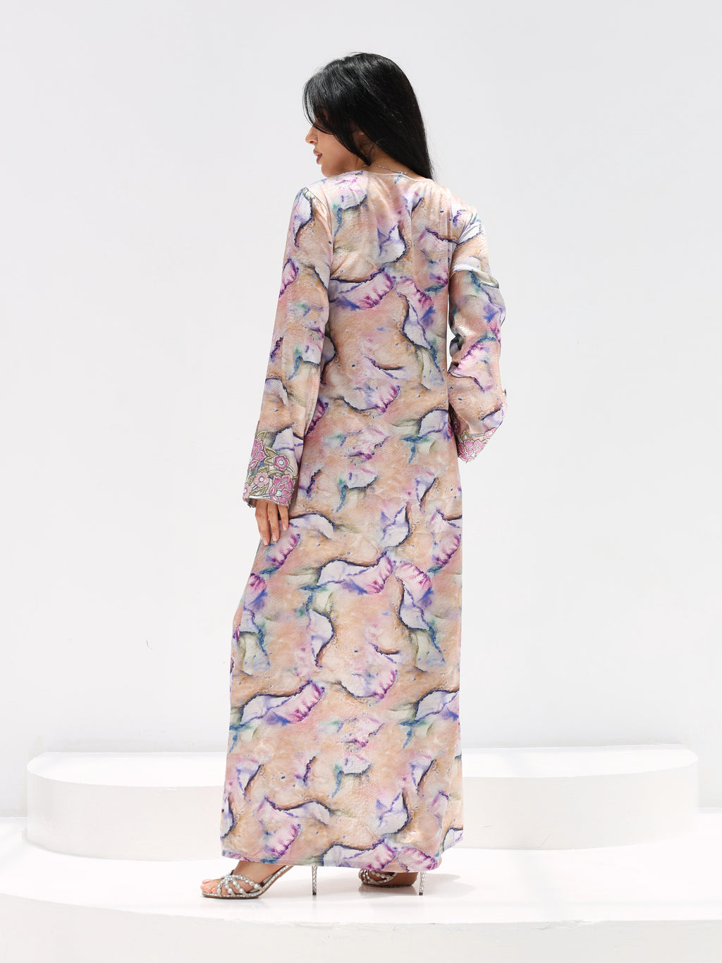 Marble Blossom Mukhawar — embroidered jacquard silk Emirati dress (15)