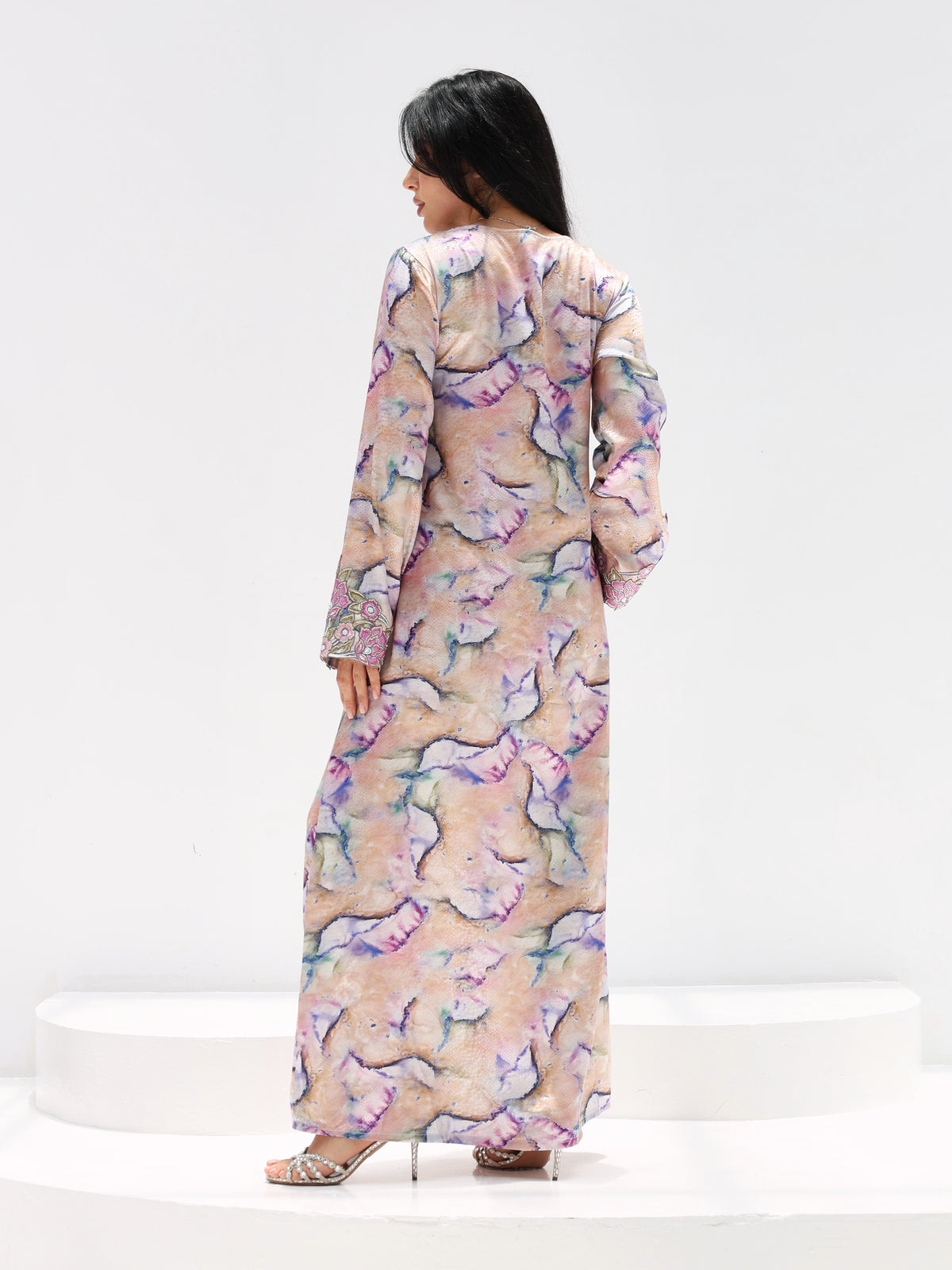 Marble Blossom Mukhawar — embroidered jacquard silk Emirati dress (15)