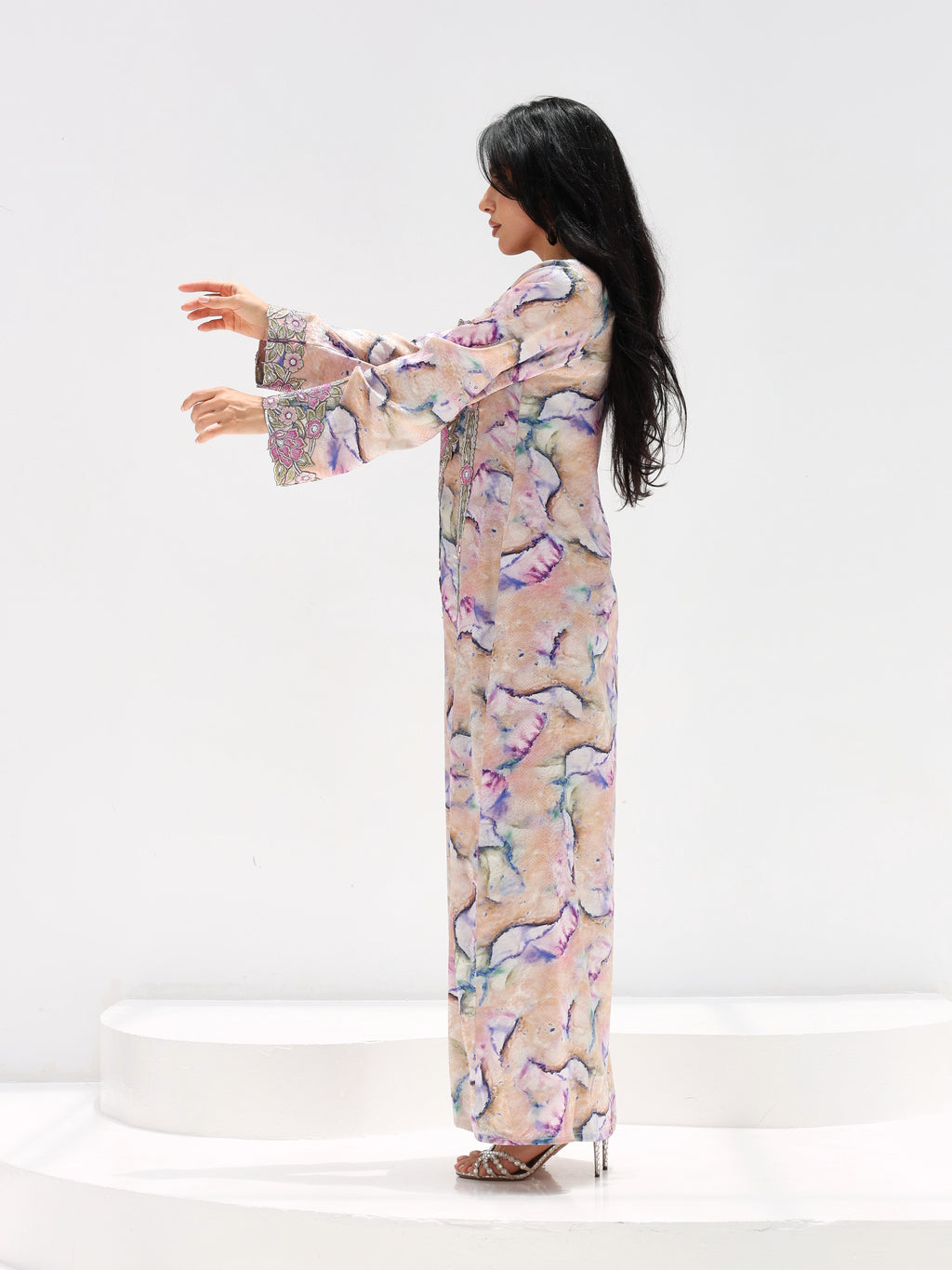Marble Blossom Mukhawar — embroidered jacquard silk Emirati dress (19)