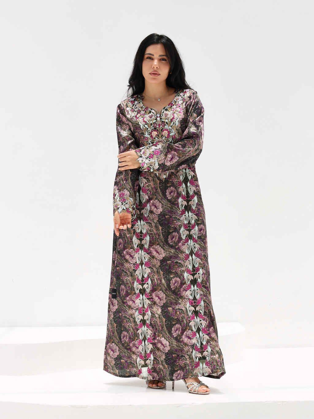 Midnight Rose Mukhawar — embroidered jacquard silk Emirati dress (7)