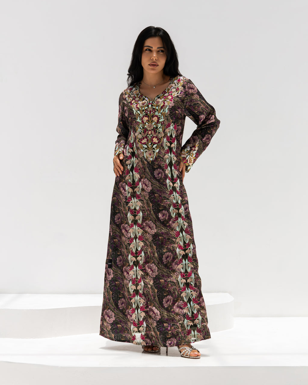 Midnight Rose Mukhawar — traditional Emirati dress in jacquard silk with rose embroidery on a dark ground