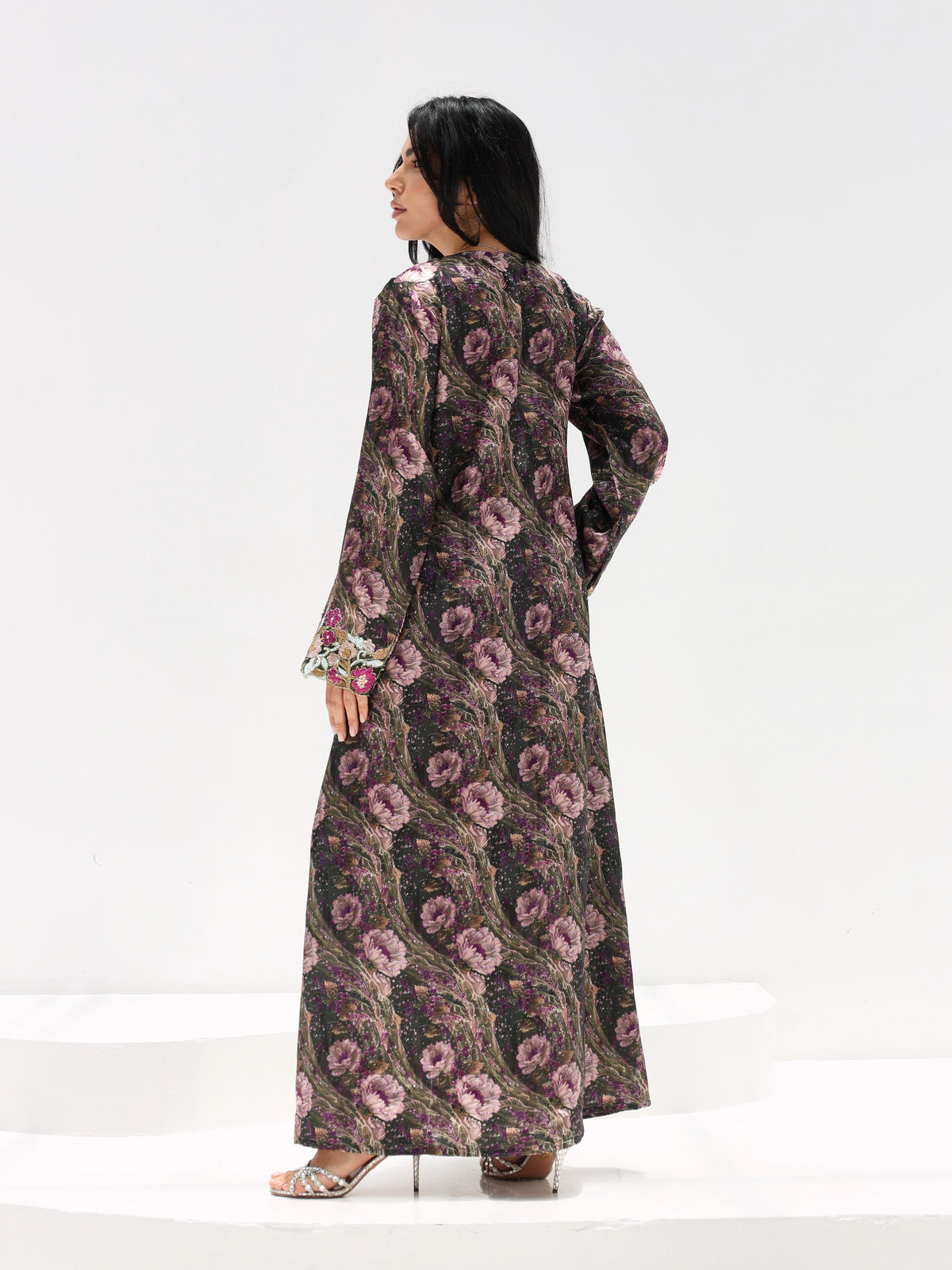 Midnight Rose Mukhawar — embroidered jacquard silk Emirati dress (20)