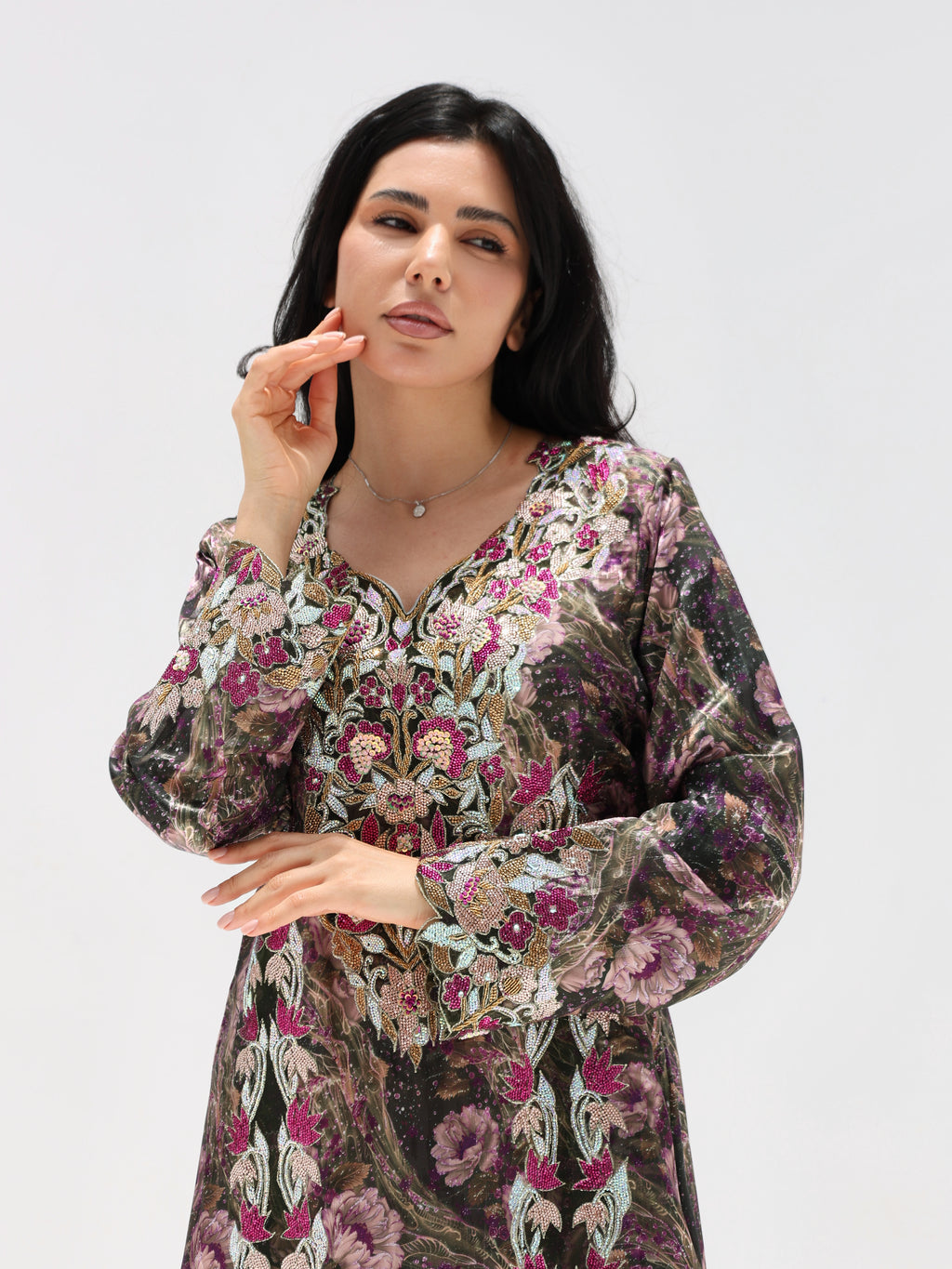 Midnight Rose Mukhawar — embroidered jacquard silk Emirati dress (23)