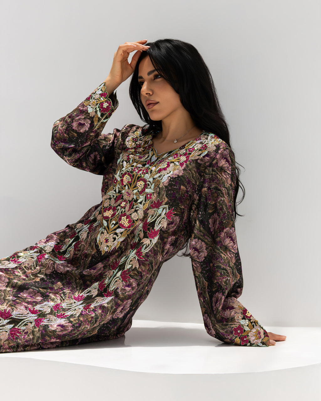 Midnight Rose Mukhawar — embroidered jacquard silk Emirati dress (4)