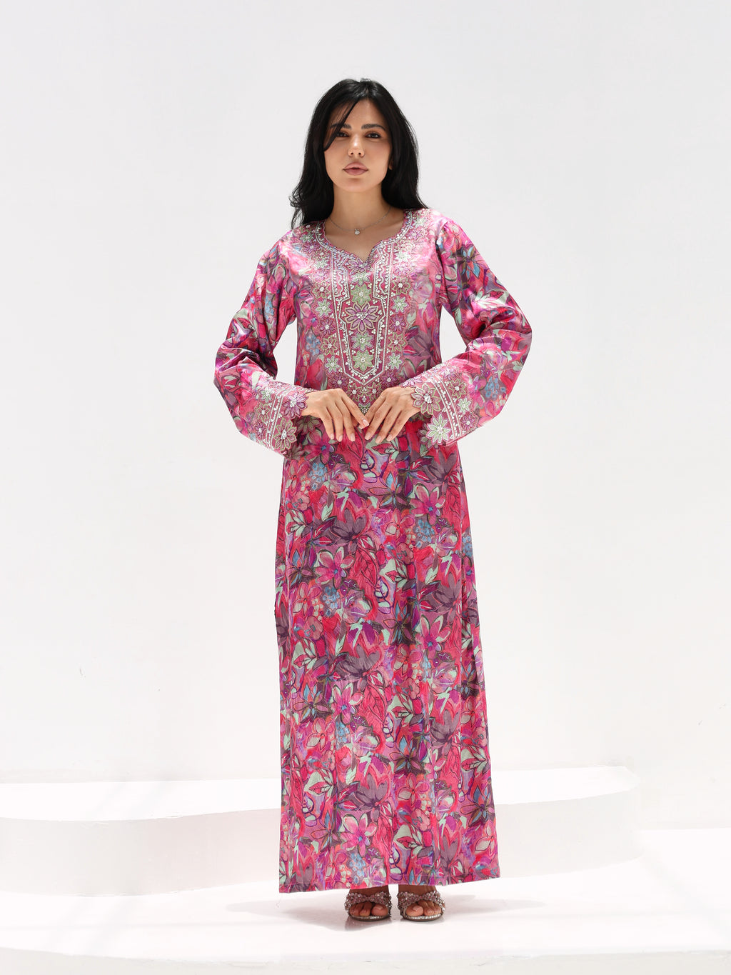 Magenta Bloom Mukhawar — embroidered jacquard silk Emirati dress (19)