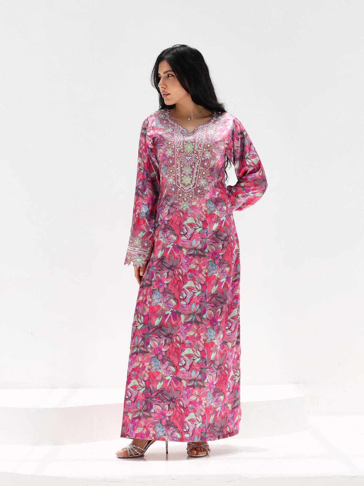 Magenta Bloom Mukhawar — embroidered jacquard silk Emirati dress (22)