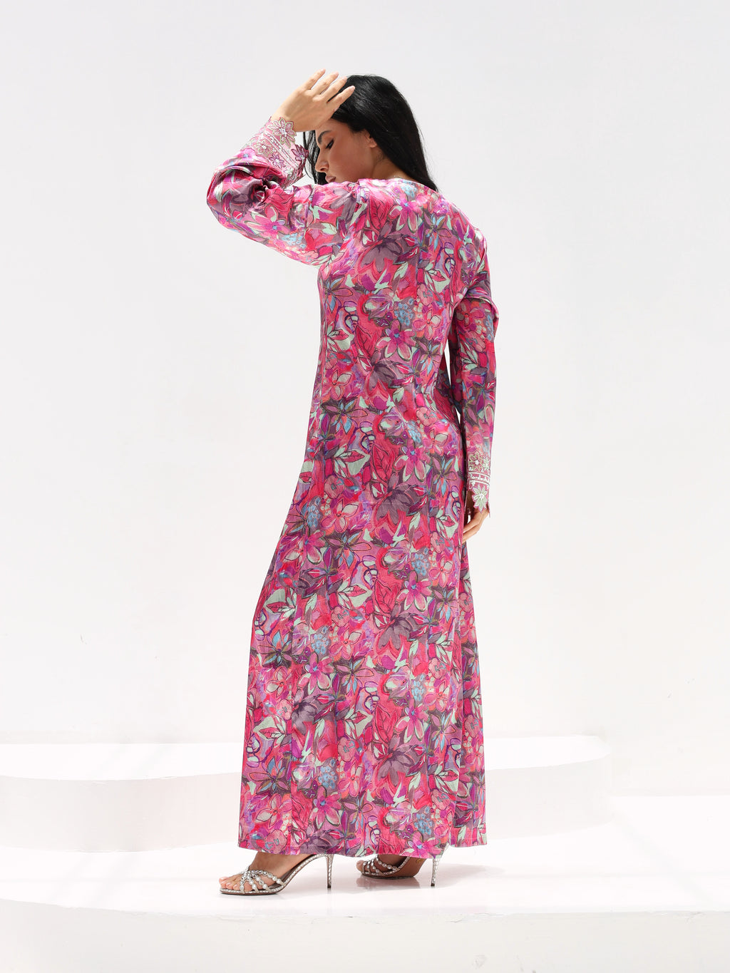 Magenta Bloom Mukhawar — embroidered jacquard silk Emirati dress (32)