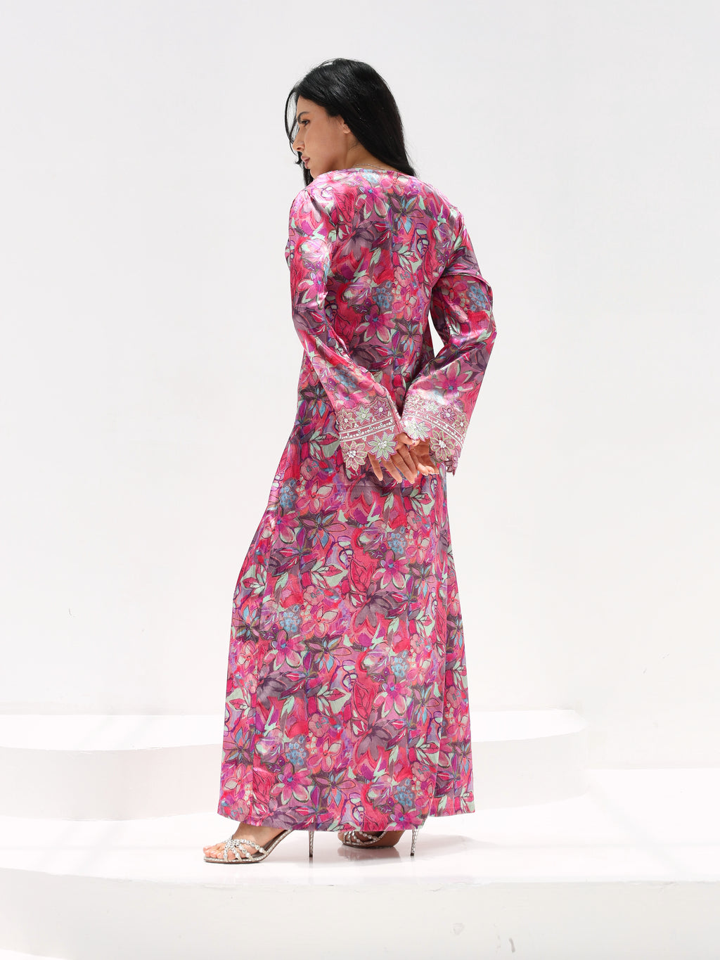 Magenta Bloom Mukhawar — embroidered jacquard silk Emirati dress (33)